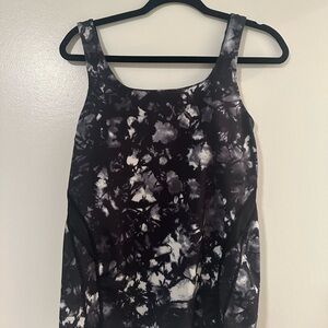 Black and White Lululemon Tank Top